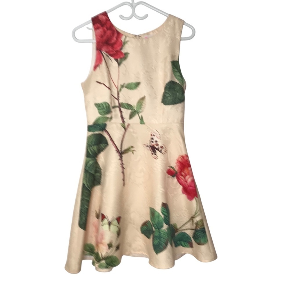 L’Atiste Boutique Dress Floral Fit & Flare • Textured Jacquard • Sleeveless